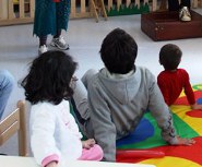 Bimbi_pediatria_di_spalle