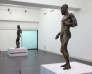 Bronzi Riace in sala museo