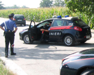 Carabinieri posto blocco archivio