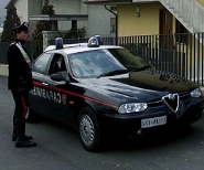 Carabinieri solo auto sotto casa