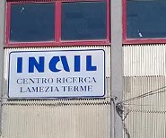 Centro protesi Inail esterno targa