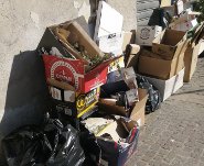 Corso Numistrano rifiuti