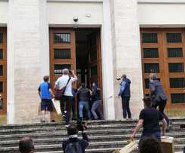 Cosenza prefettura protest