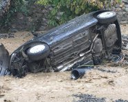 Maltempo auto trascinata
