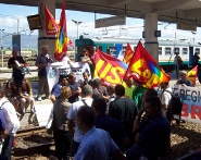 Sciopero_binari_occupati_Lamezia_Usb