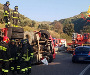 Vigili fuoco Tir ribalta