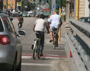 ciclisti in citt1
