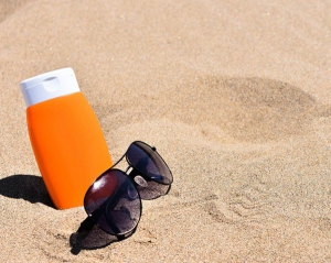 Rilasciano metalli e nutrienti inorganici: creme solari nemiche del mare