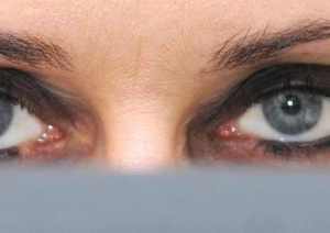 Lockdown e ragazzi, con la pandemia diventati "vampiri": tutta la notte sul web